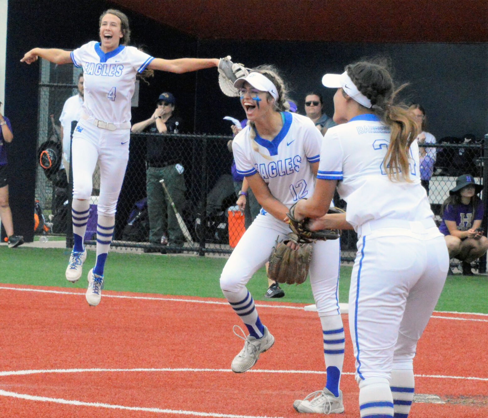 Barbers Hill faces Aledo in state championship game today